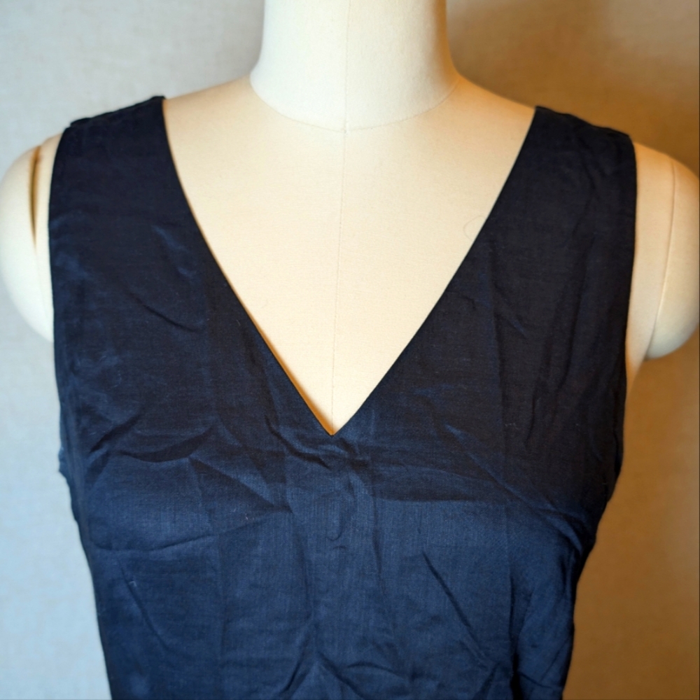 Elegant Black Sleeveless dress, Black dress.